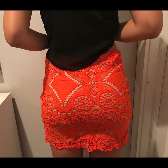 Lace orange skirt! - Picture 3 of 3